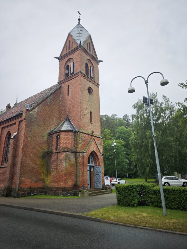 Die Kirche in Juodkrantė