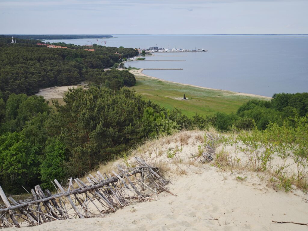 Ausblick von der Parnidis Düne auf Nida und das Kurische Haff